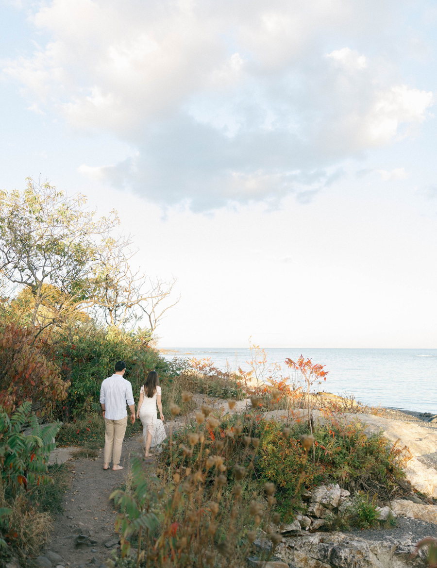 Oceanside Romance | A Dreamy Engagement Session